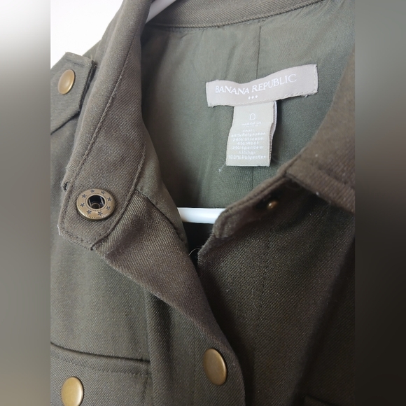 Banana Republic Like New Army Green Sleeveless button up Dress with Belt Size 0 - Picture 9 of 14